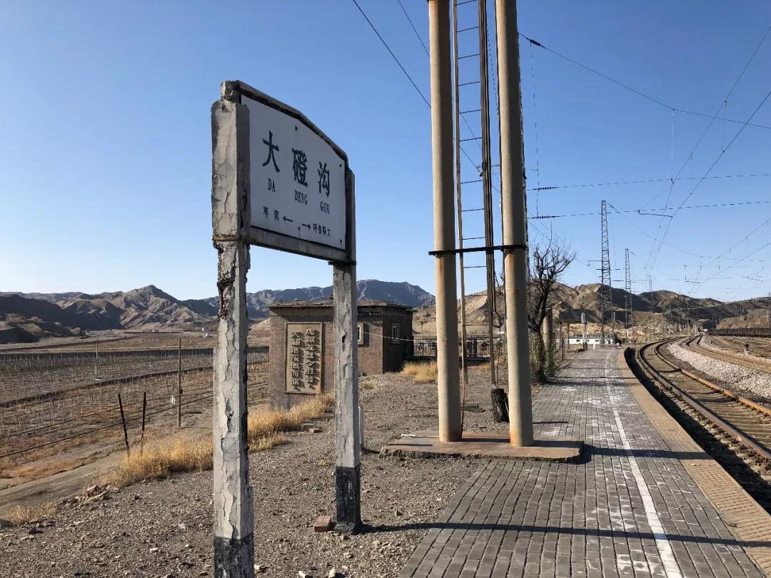 我自豪我曾经当过兵完整版,贺兰山的守卫者图片