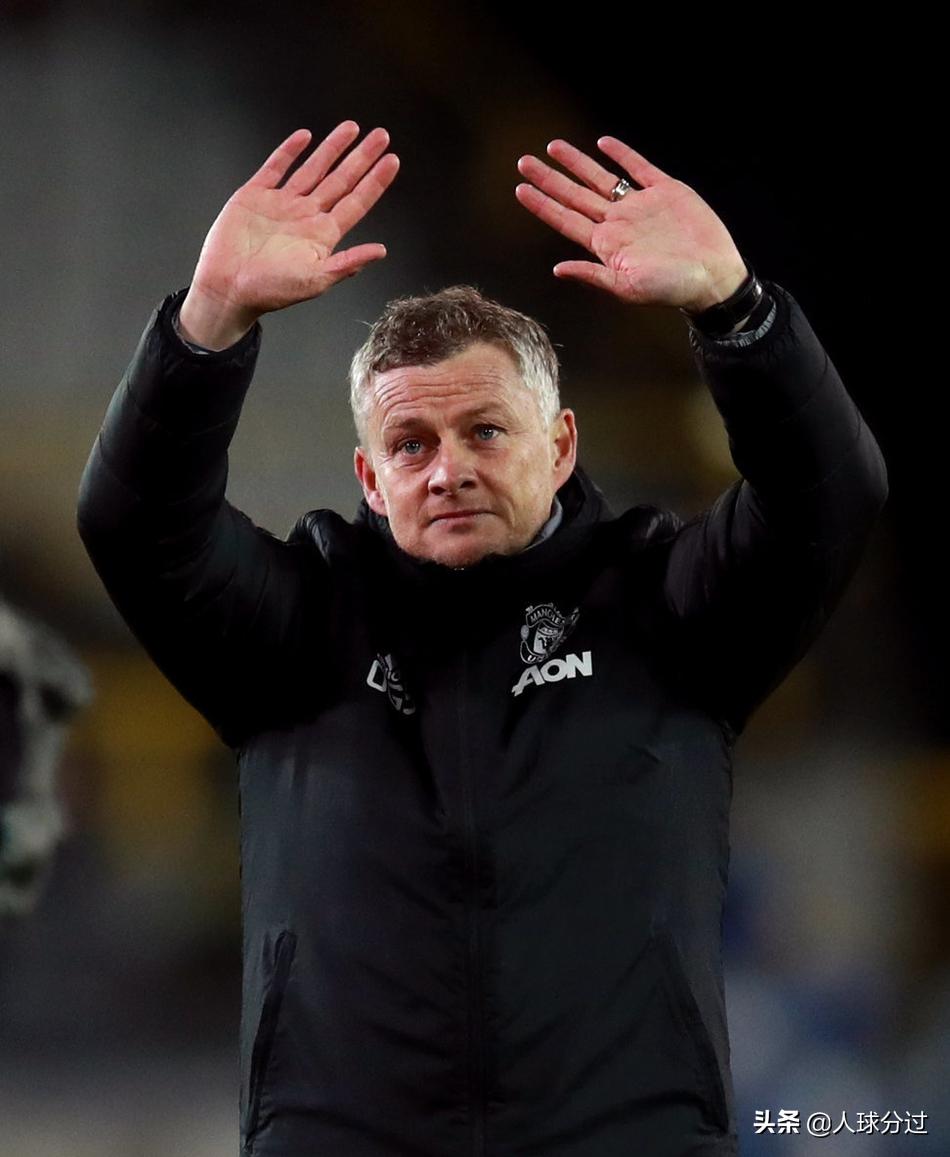 曼联业余级丢球引吐槽,曼联再败索帅黯然下课