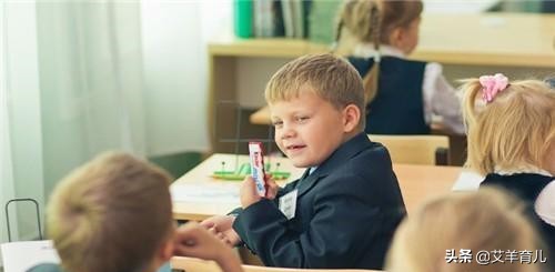 孩子上课坐不住该怎么管教,孩子上课坐不住怎么训练专注力