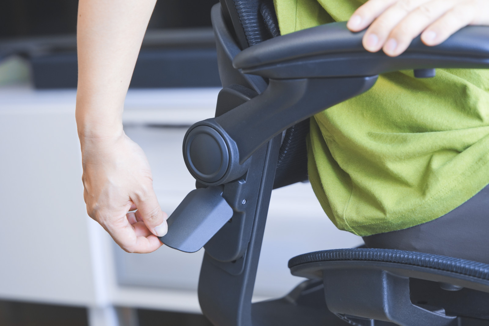 网易人体工程学椅s9,网易3d人体工学椅评测