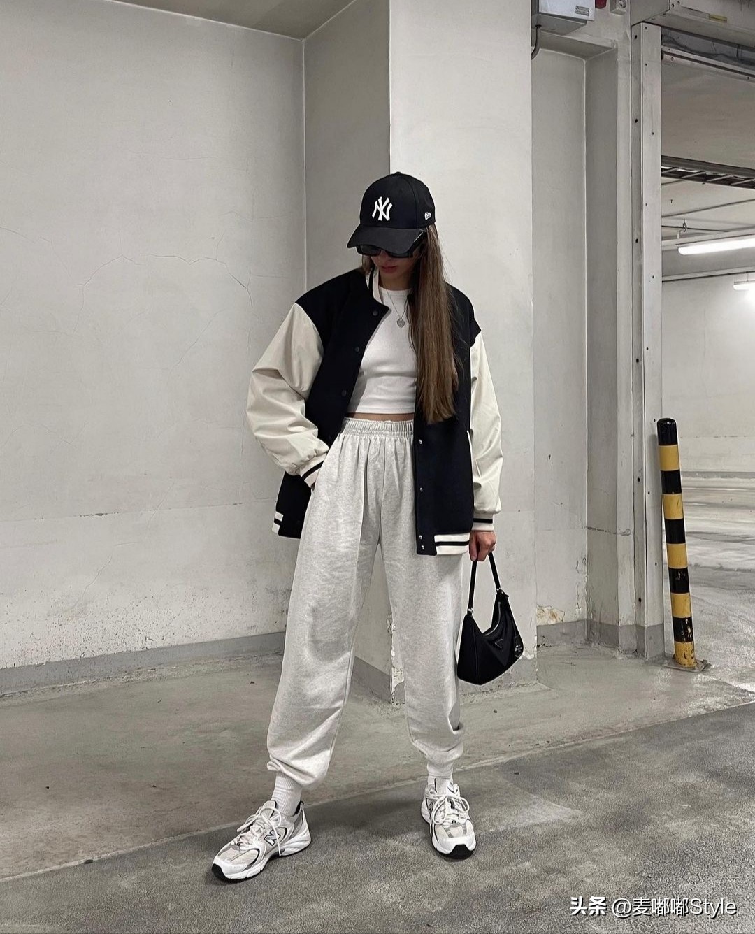 30岁后的女人别再总穿西装，试试超减龄的棒球衣，打造欧美高级感