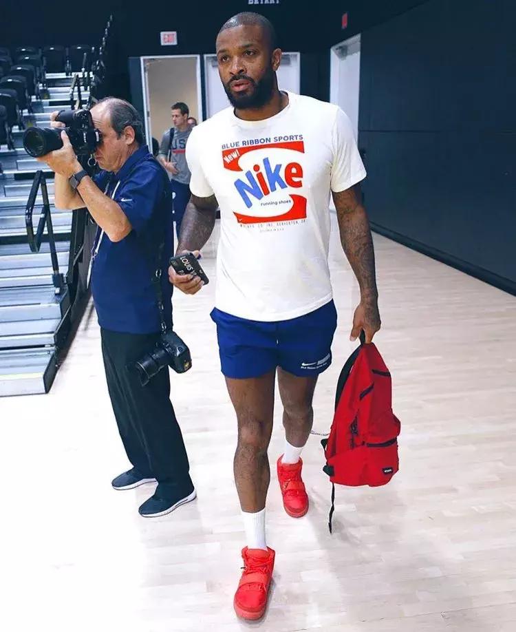 杜兰特太阳首秀上脚球鞋,nba2019总决赛g5杜兰特上脚球鞋