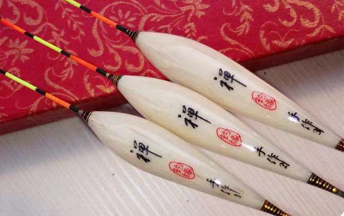 初学者如何选择鱼漂钓鱼,初学者鱼漂安装