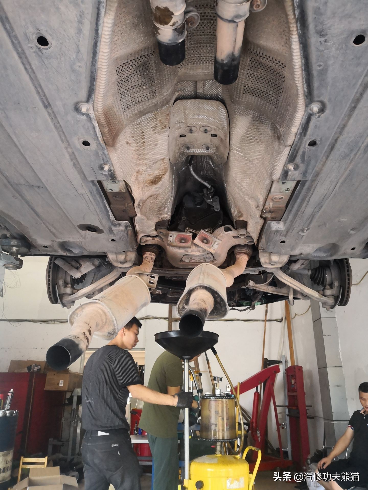 2010年的奥迪a6l2.8烧机油吗,08年奥运版奥迪a6值多少钱