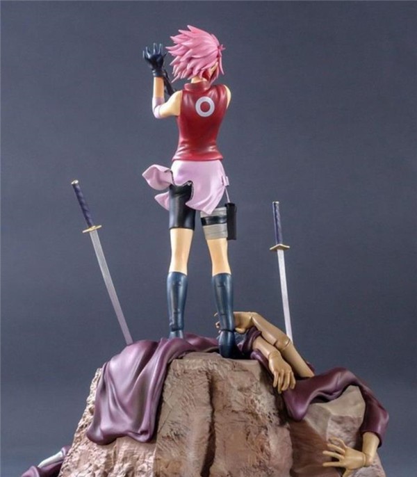 2200元*春买**野樱手办，看脸以为是盗版，脚下细节证明不是