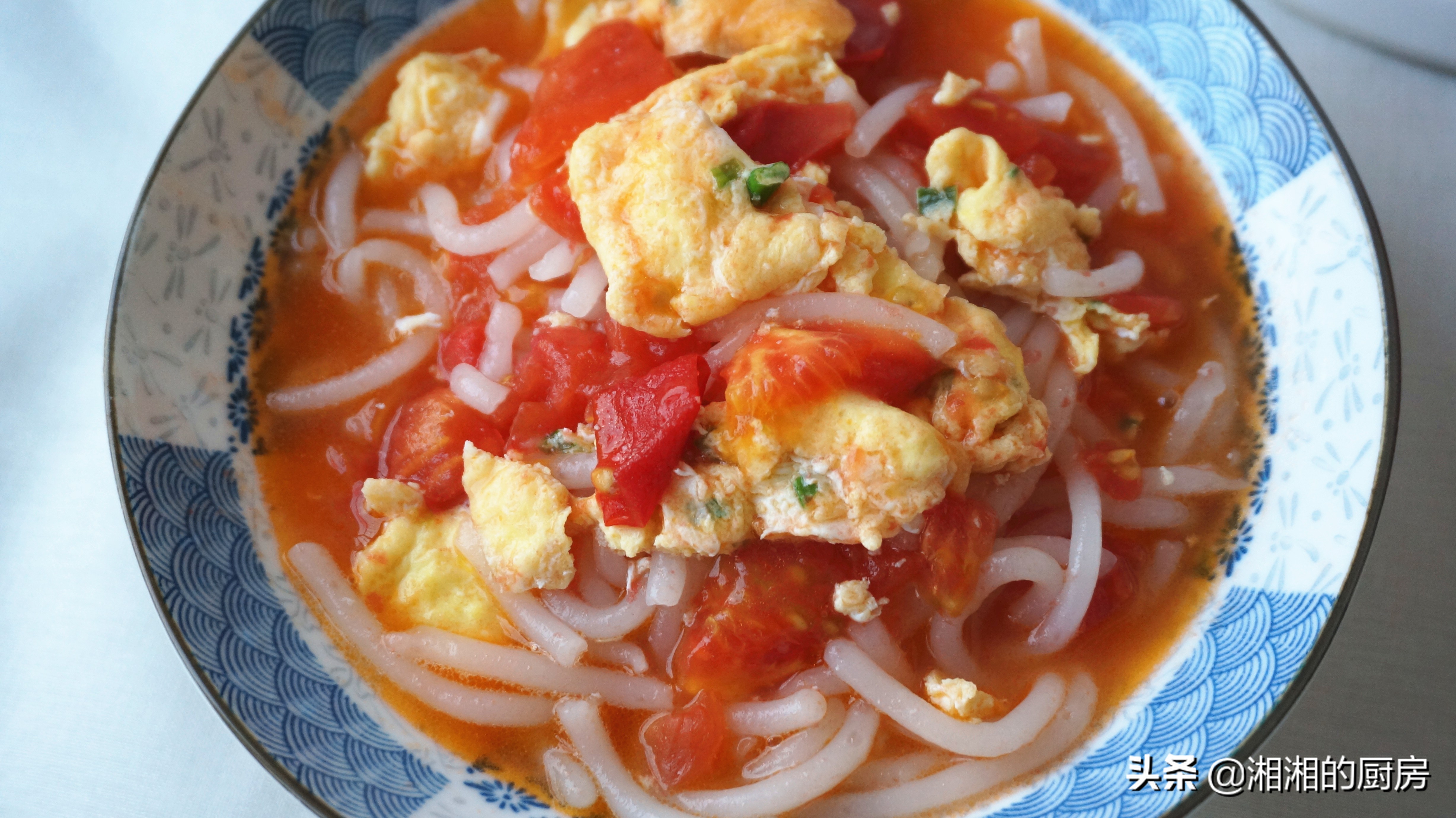 怎么用大米自己做米线,别整天吃面条了荞麦面的新吃法