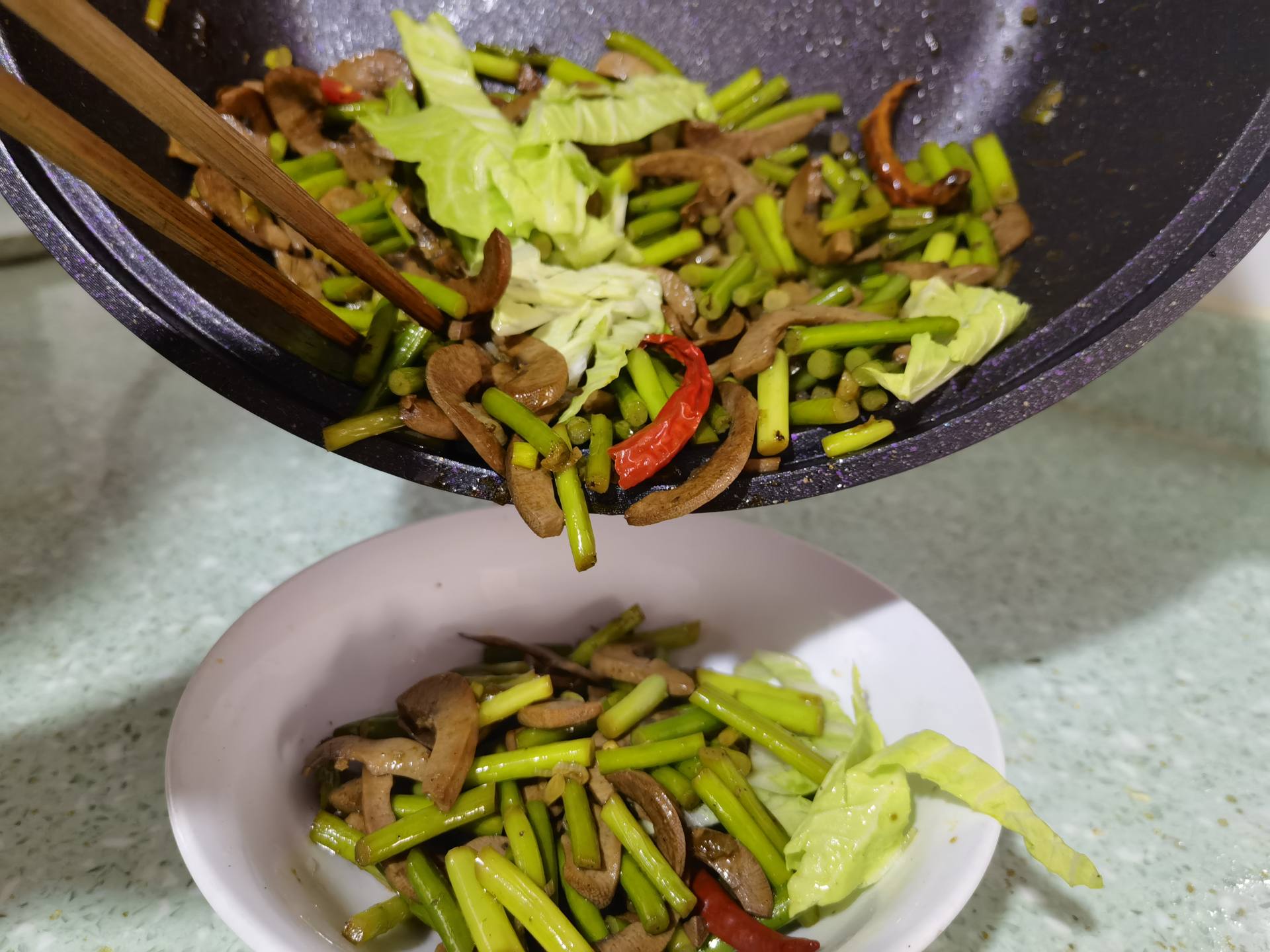 英国帝伯朗不粘锅体验，一锅多用，做饭得力好助手