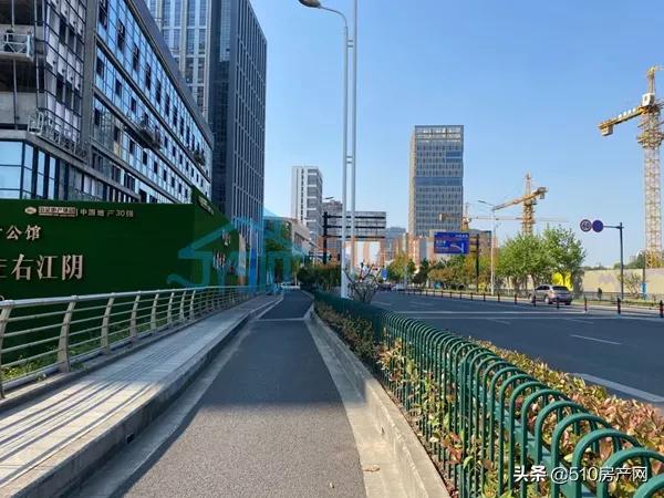 商业“后浪”来袭，用脚丈量南门商圈，看咱江阴未来商业重心所在