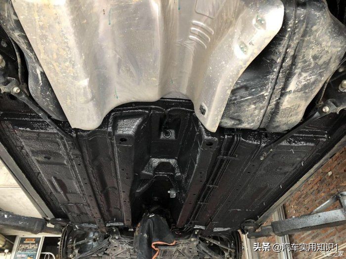 雷克萨斯gx460有必要做底盘装甲吗,现在本田cr-v有必要装底盘装甲吗