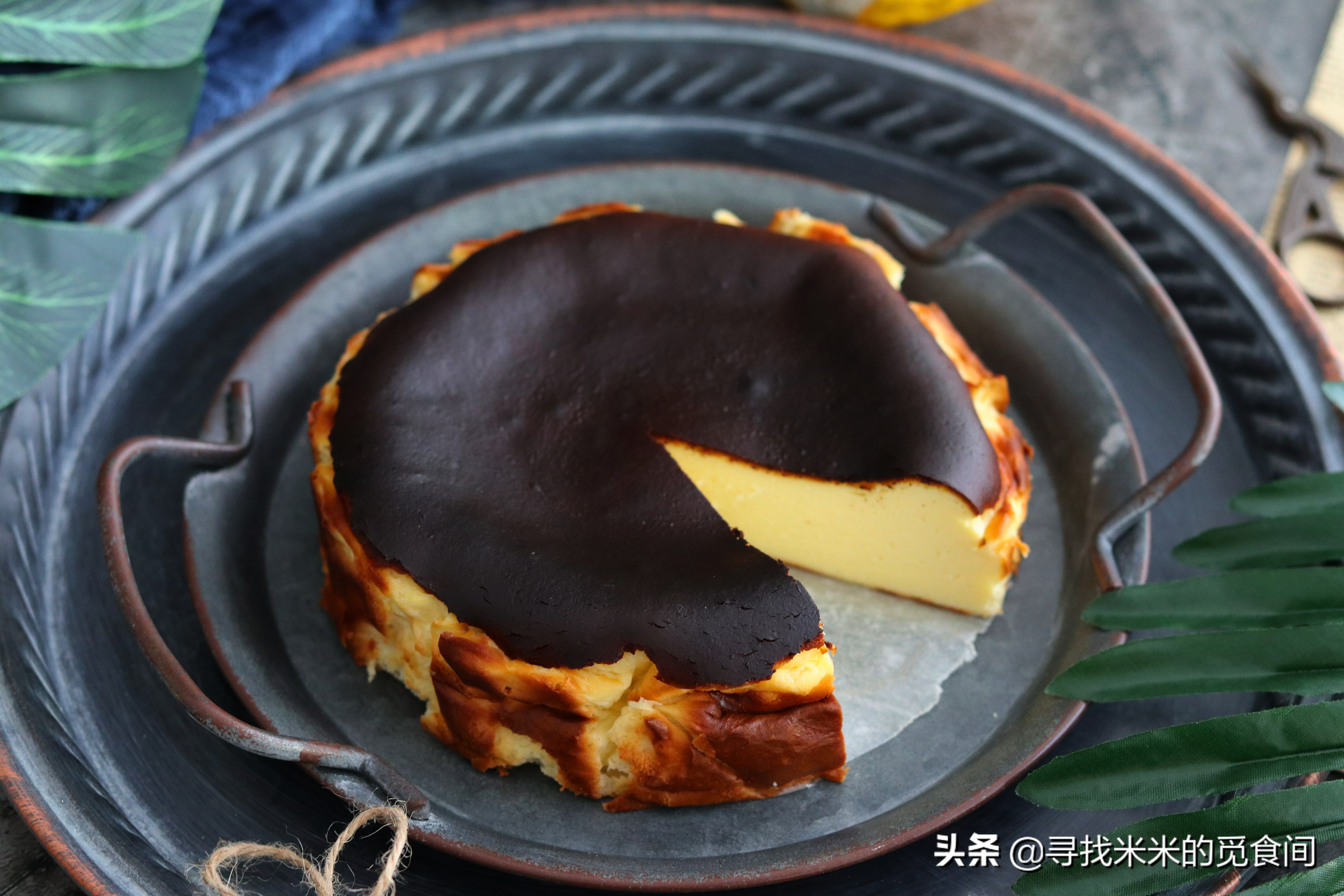 风靡ins的巴斯克芝士蛋糕配方曝光,正宗烘焙8寸巴斯克芝士蛋糕做法