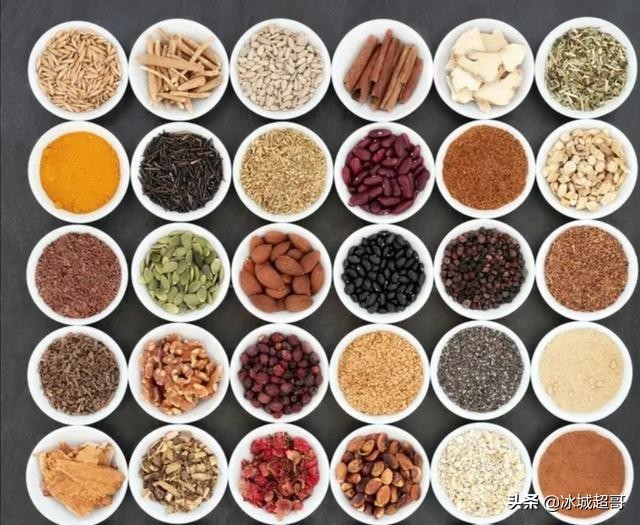 开牛肉面馆多少利润啊,开面馆一天100碗利润大概是多少