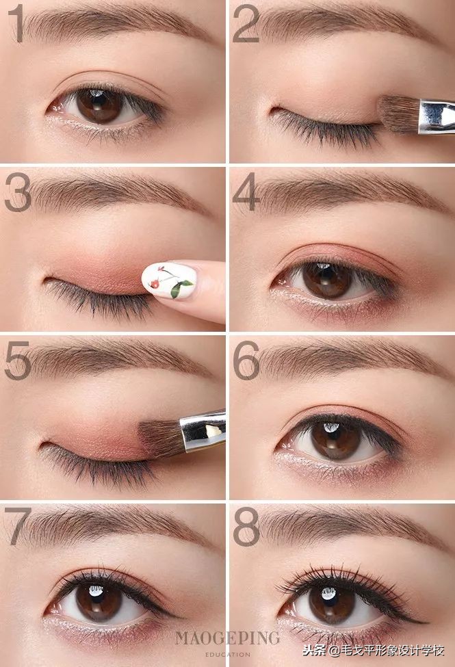 买了个眼影不知道怎么配,买了不上色的眼影