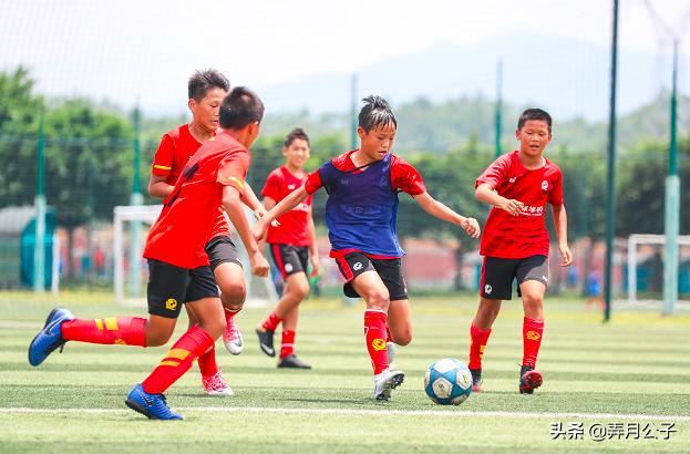 中国足球青训在3到5年发生质变,恒大足校南京青训vs中国足球小将
