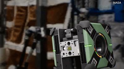 帮助宇航员在太空中生存,帮助宇航员在太空遨游