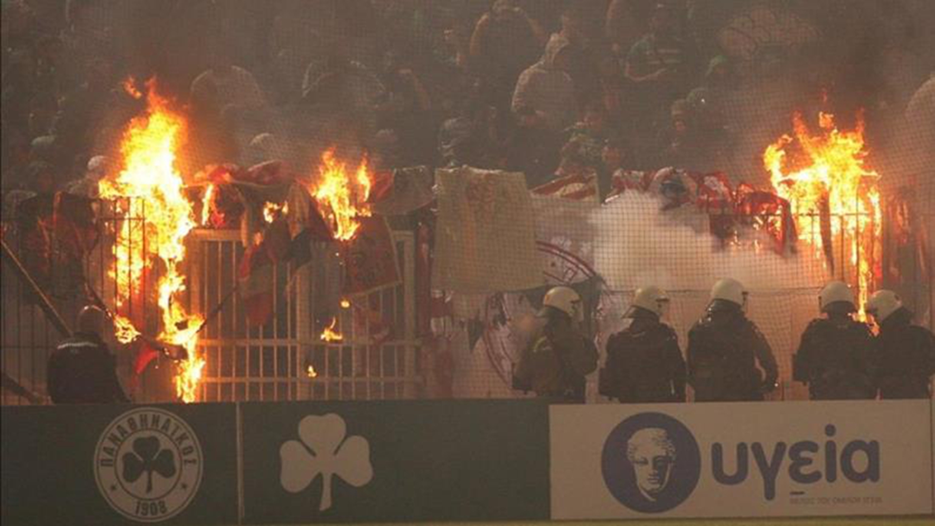 俄罗斯足球迷疯狂时刻,俄罗斯足球大战视频