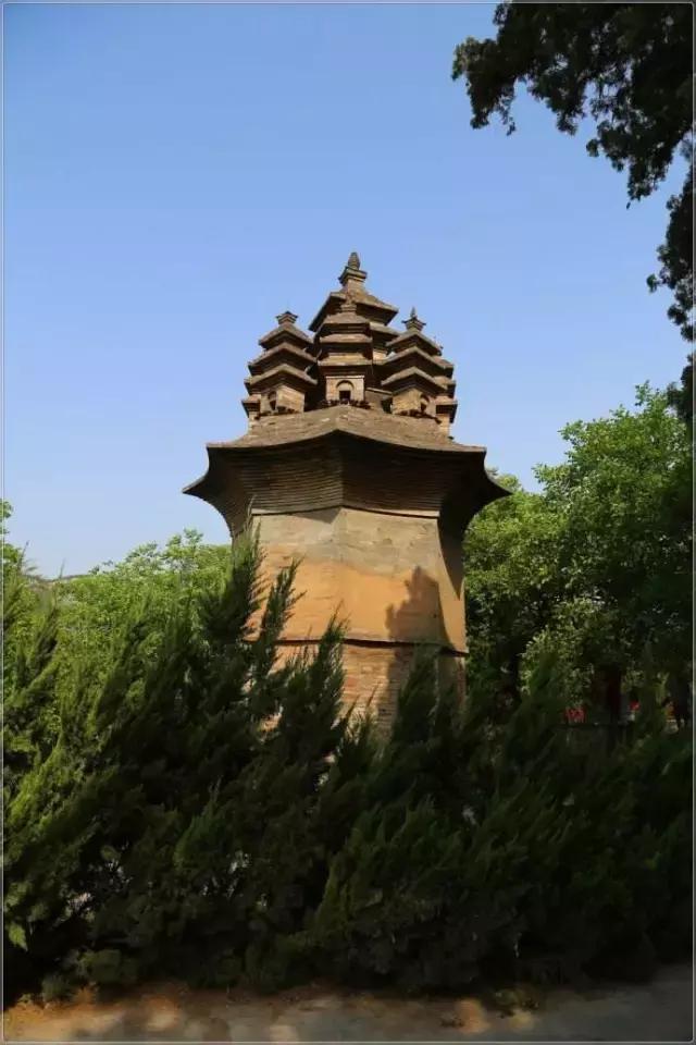 中国古佛塔图片,中国著名佛塔寺