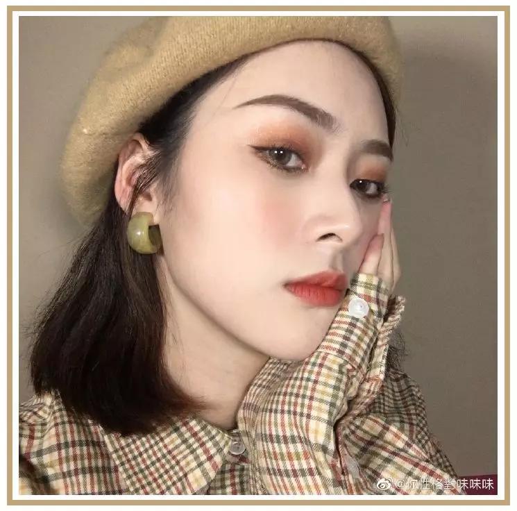 KIKO新品竟被10元野鸡彩妆KO了！想笑。。。