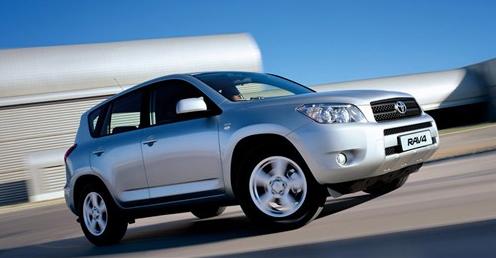 丰田经典老车型suv哪个性能更出色,最皮实耐用的丰田中型suv是哪款