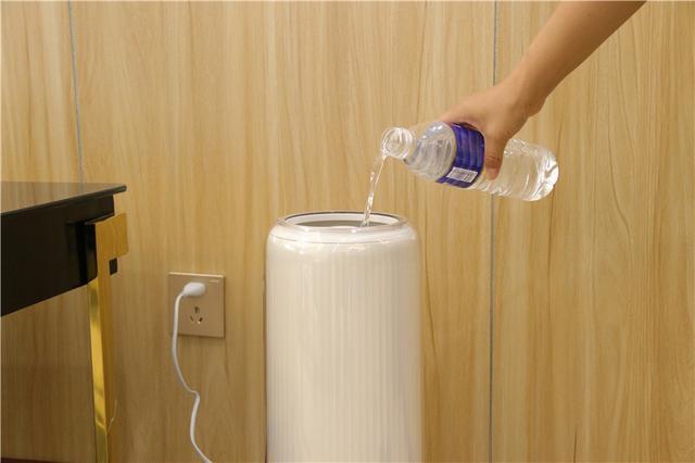 加湿器卧室专用小熊无雾加湿器,加湿功能强大的加湿器测评