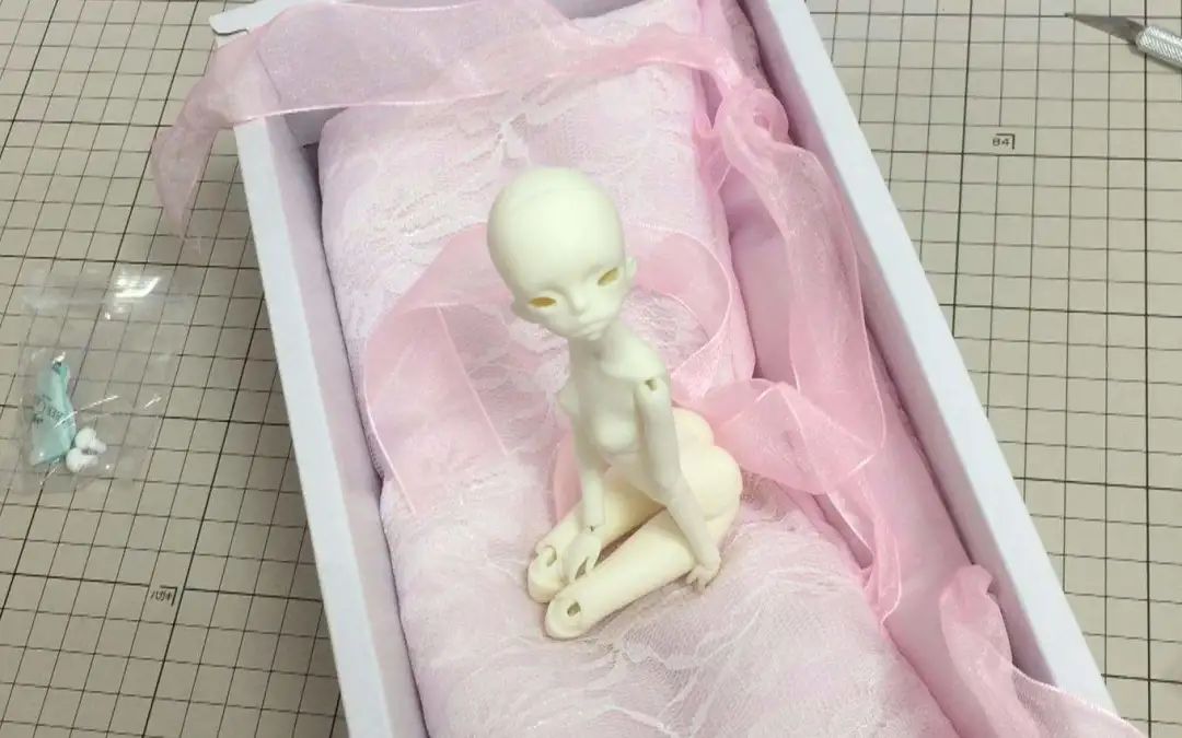 一个娃娃至少需要多少钱,bjd娃娃打扮才好看