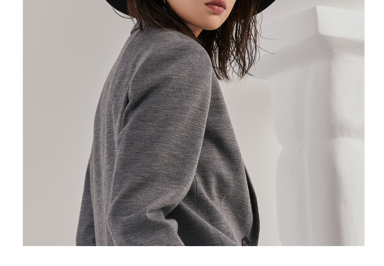 子苞米，一个有个性有有故事的时尚女装