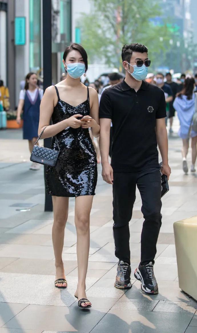 街拍背什么包最好看,街拍路人都背什么包