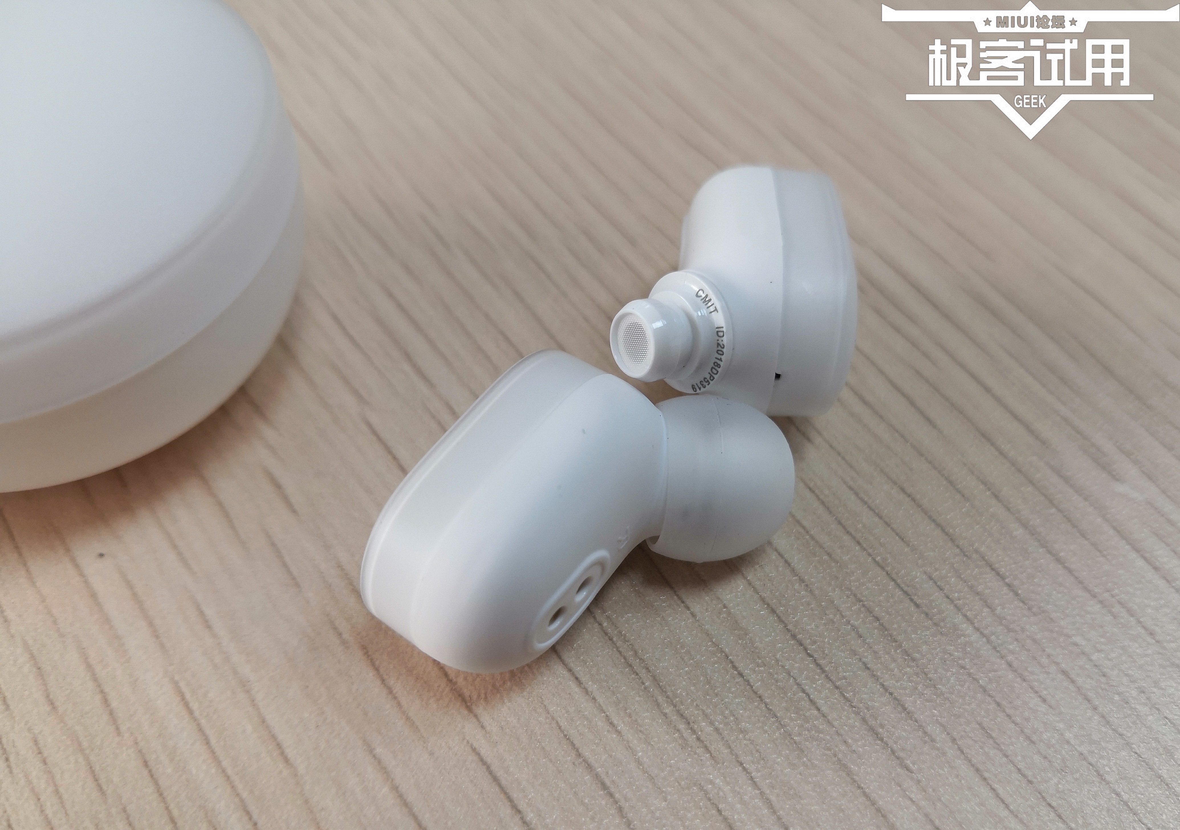 小米蓝牙耳机air青春版深度评测,小米耳机airdots青春版使用说明书