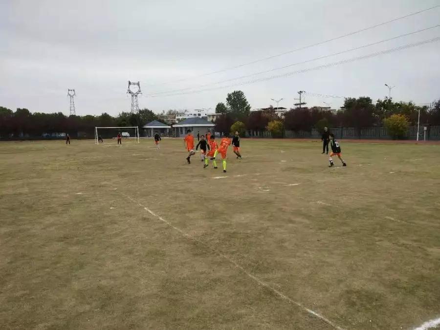 幸福小学举行校园足球联赛,邓州市校园足球比赛