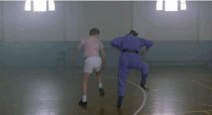 乔治小王子挨骂,乔治小王子叛逆