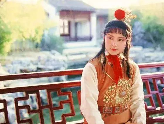 长命锁给娃戴,长命锁祝福视频