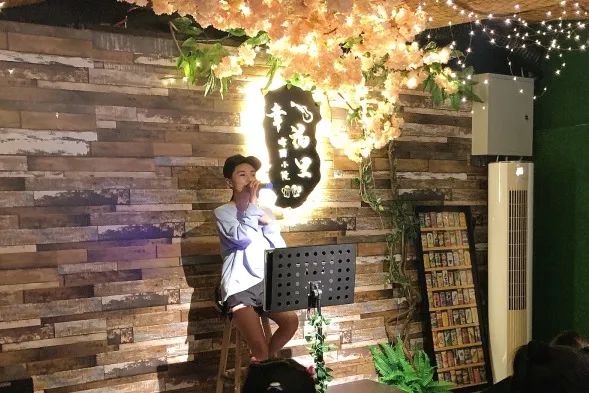 这家啤酒小院里，藏着鞍山最浪漫的夜晚