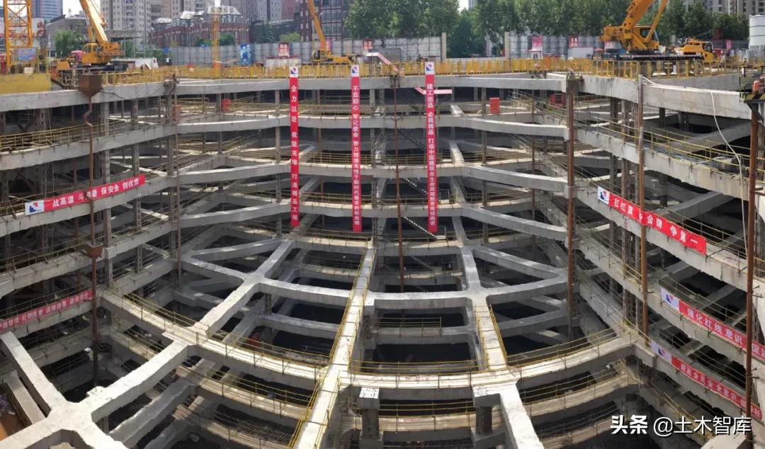 浦西第一高楼底板浇筑,浦西第一高楼什么时候完工
