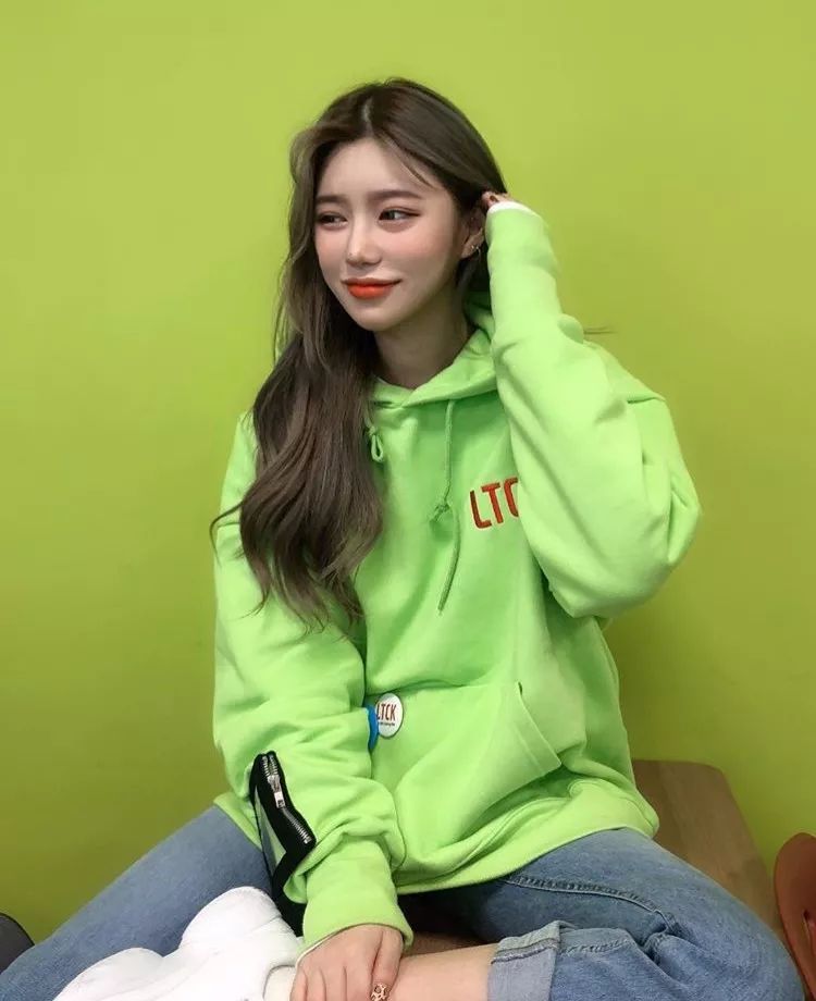 卫衣不要花里胡哨,卫衣不要塌肩