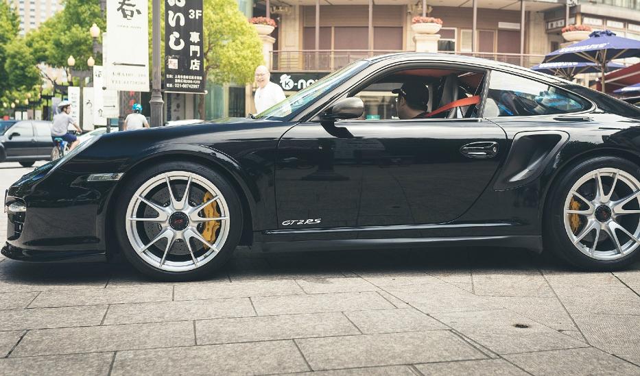 保时捷gttrs寡妇制造者,保时捷gt2rs赛道之王