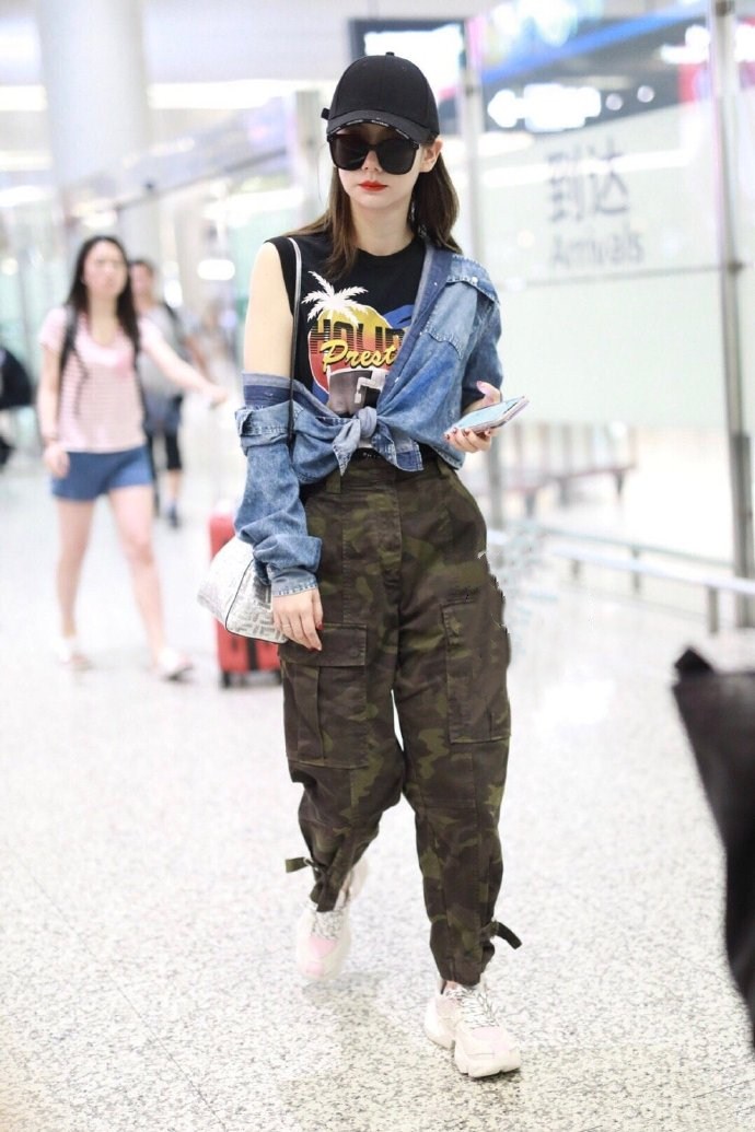 帅妹妹红色系穿搭,帅气妹妹搭配