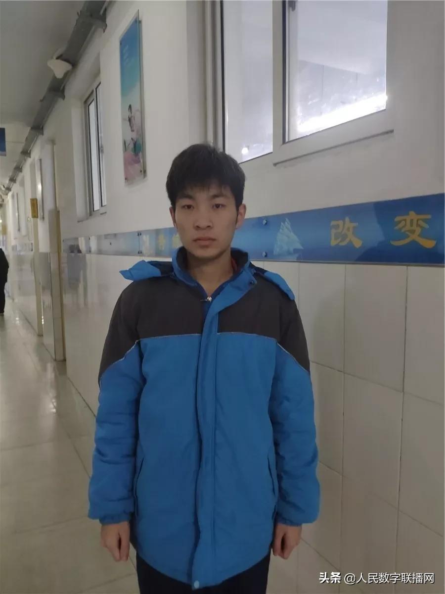 在拼搏中成就未来——记国家奖学金获得者——刘龙、陈晓凡