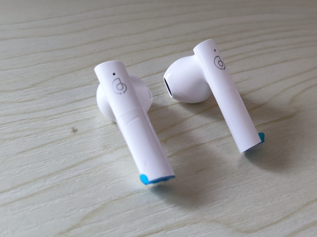 moripods耳机开箱蓝色,hayloumoripods蓝牙无线耳机测评