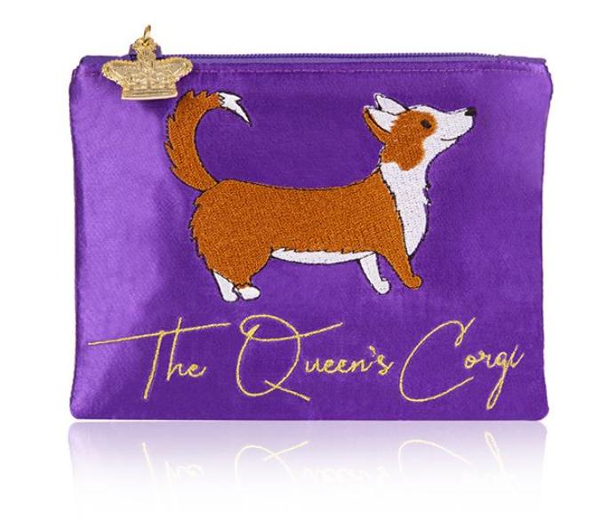 英女王卖东西,英女王90岁