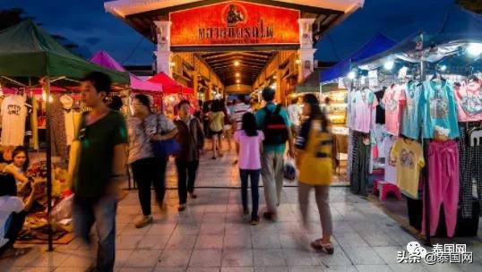 火车夜市，不说再见，只为后会有期……