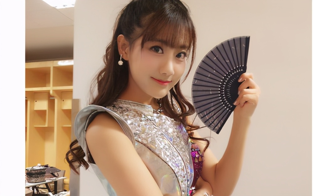 SNH48女团工资曝光!成员控诉吃不起饭,网友:还不如刷盘子