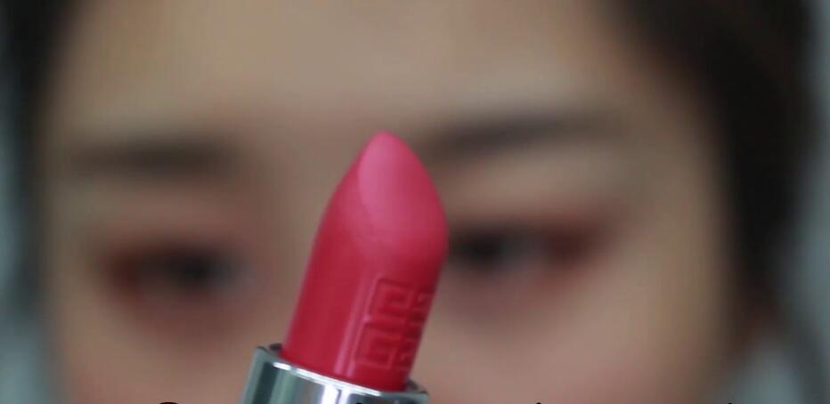 viviflora斩男色口红,圣罗兰口红12号斩男色多少钱