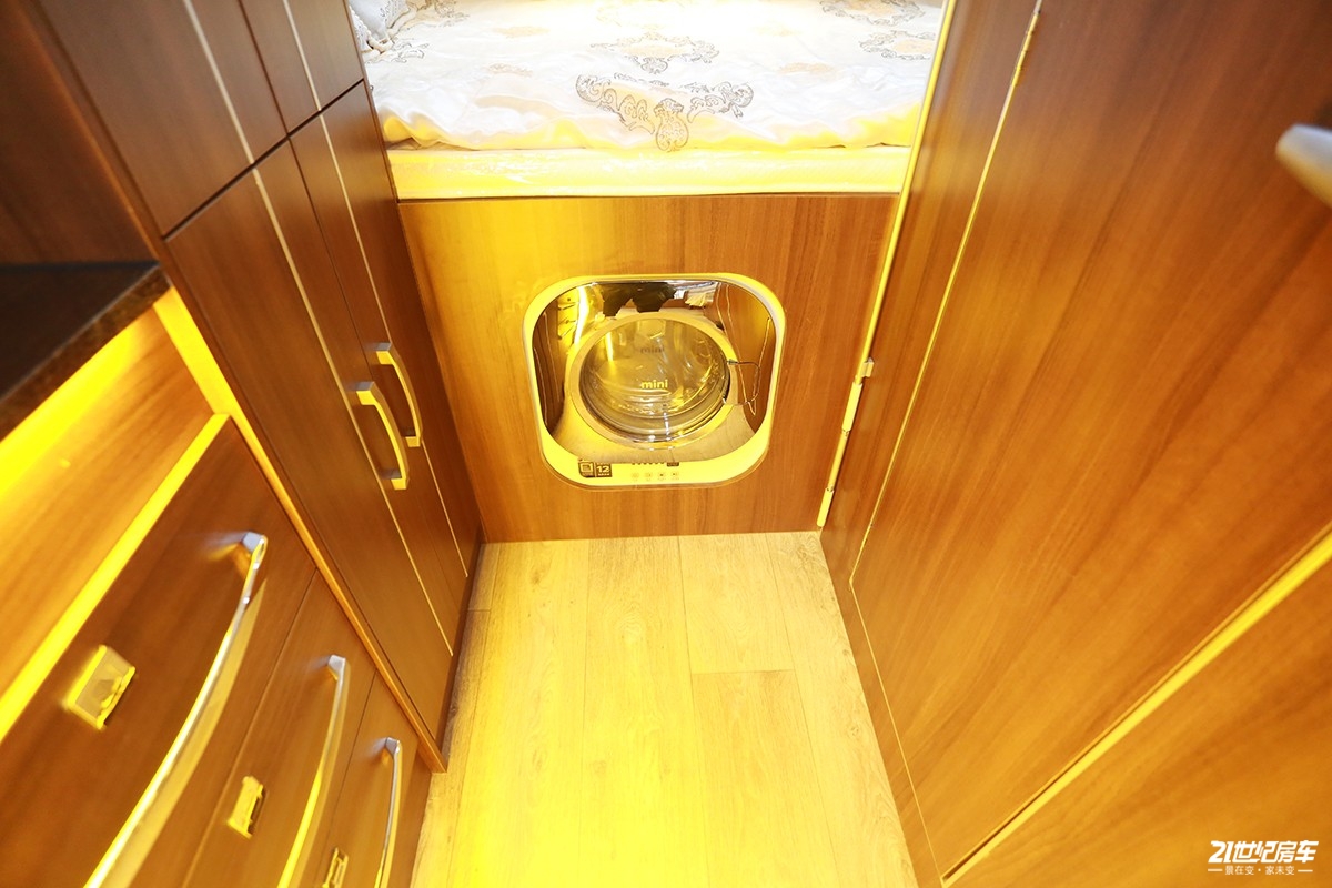 平头轻卡c型房车跃进,详解上汽跃进H500轻卡房车