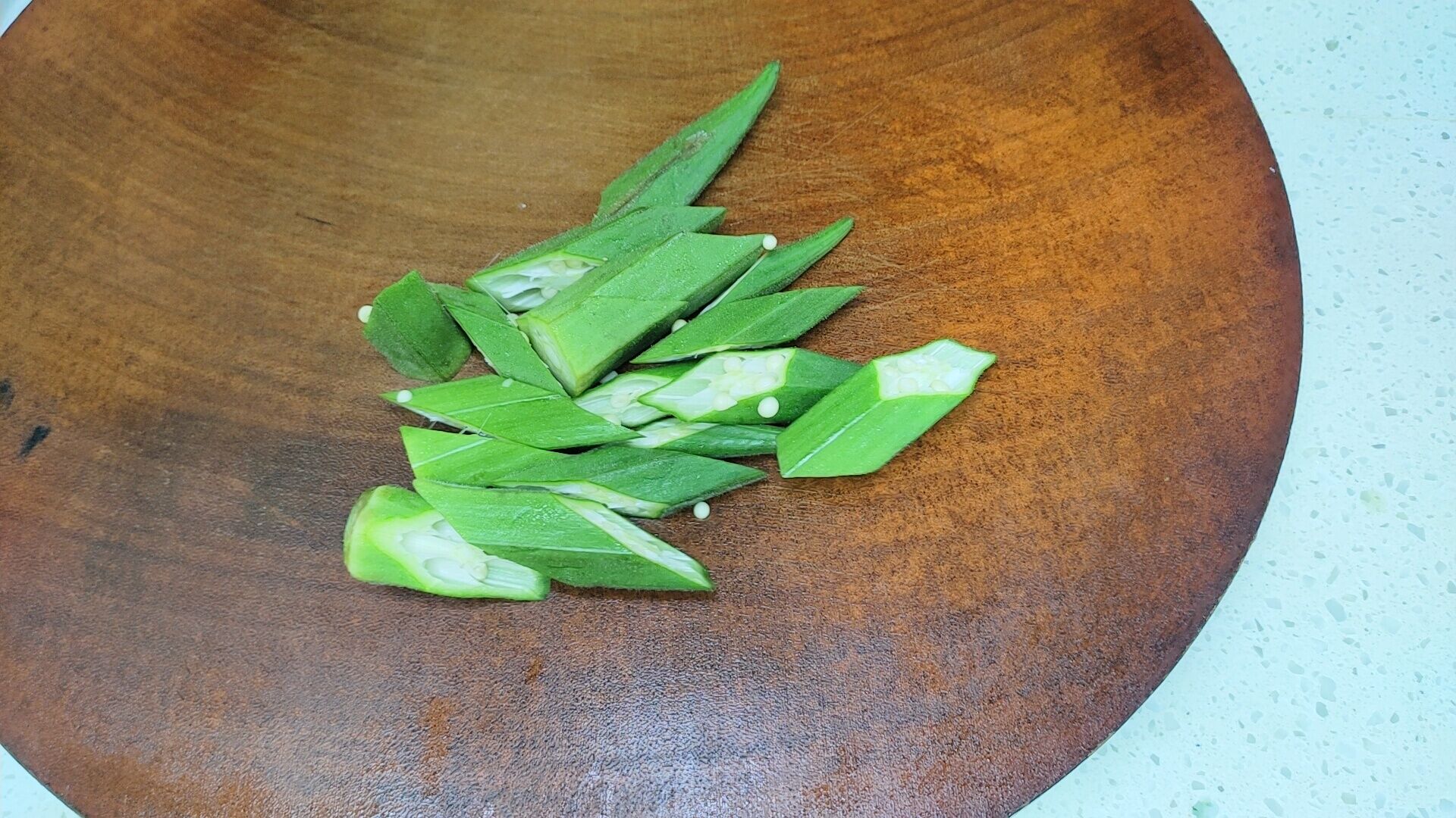 秋葵怎么吃最有营养,秋葵的吃法多种多样