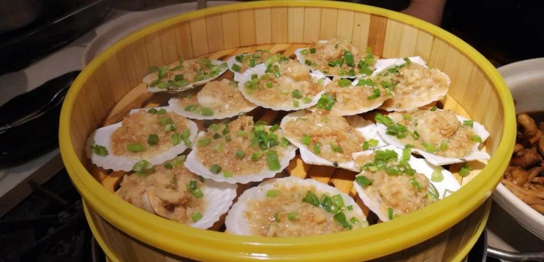 成都海鲜自助餐499元一个,成都生蚝吃到饱自助餐