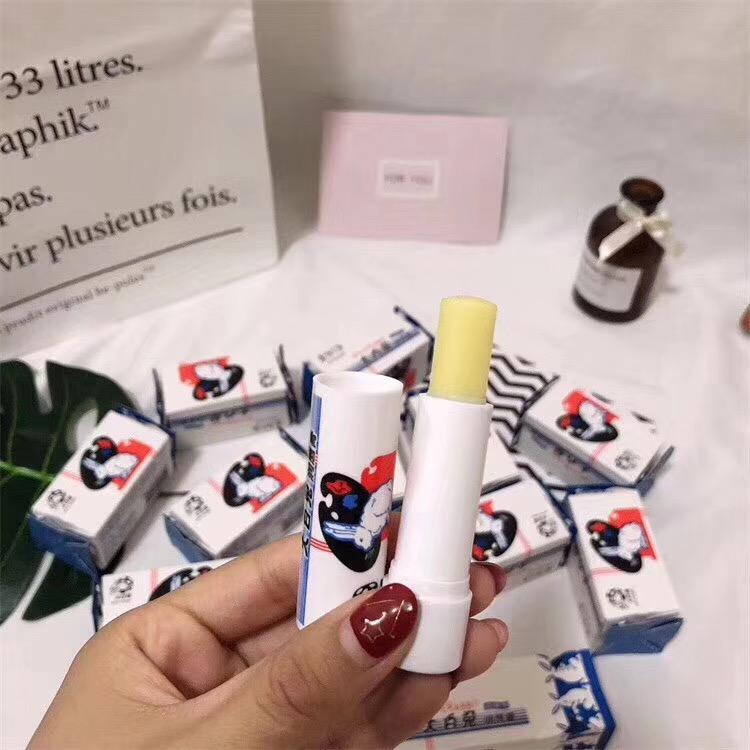 老年人用的唇膏什么牌子好,适合80-90岁老年人的唇膏