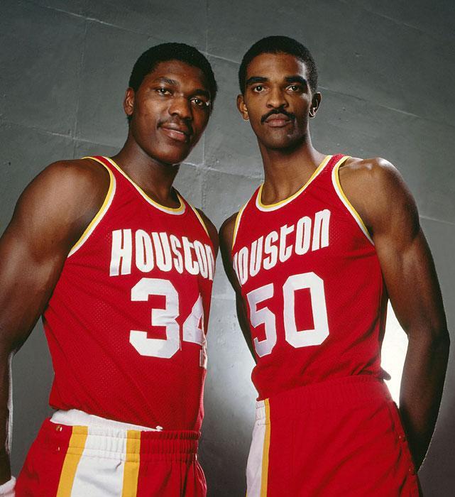 人物I奥拉朱旺—非洲男孩驰骋NBA,90年代四大中锋华山论剑