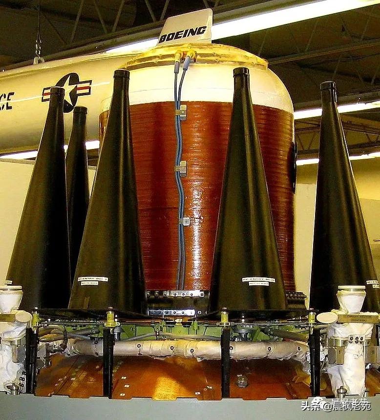 中国水上火箭发射视频,中国水下发射导弹