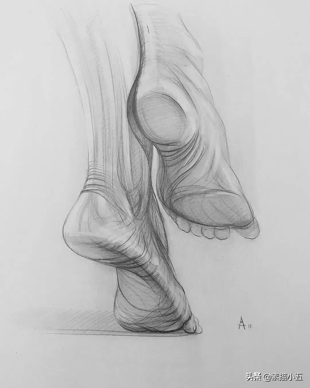 他画的素描无与伦比,他画的画栩栩如生让人拍案叫绝