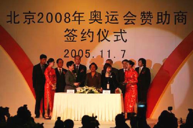 修建奥运会的鸟巢用了多少钱,鸟巢投资34亿奥运之后回本了吗