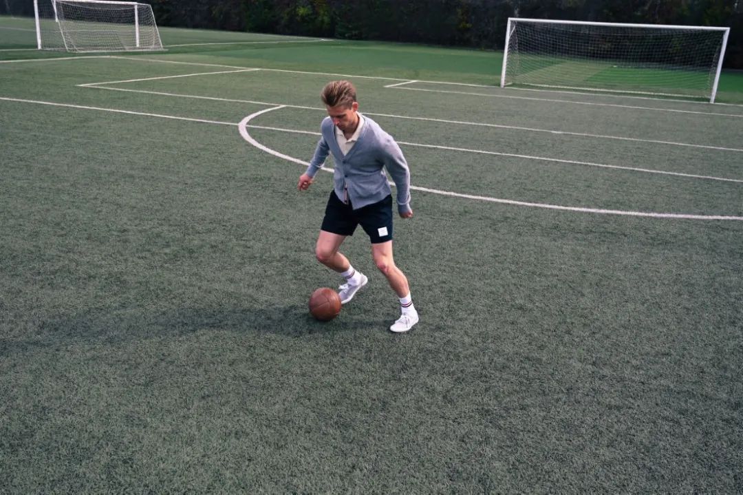 18岁的梅西有多帅,年轻时候的梅西到底有多帅